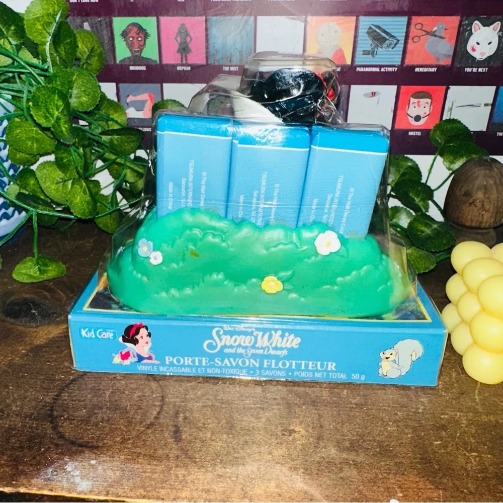 Disney Vintage Deadstock Snow White Floating Soap Dish 90’s Y2K